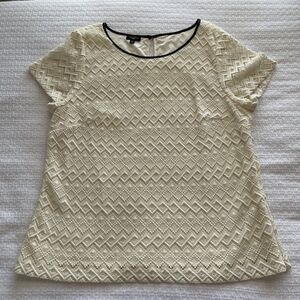16P Talbots Lace Top with Faux Leather Trim and Keyhole Back